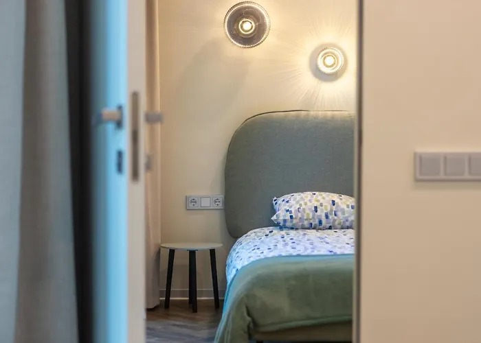 House With Parking And Bike Storage Apartamento